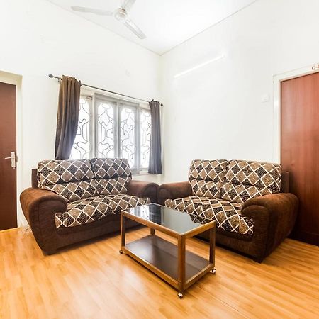 Oyo 76129 Rk Inn Guntūr Extérieur photo